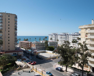 Vista exterior de Estudi de lloguer en Benalmádena amb Aire condicionat, Terrassa i Piscina