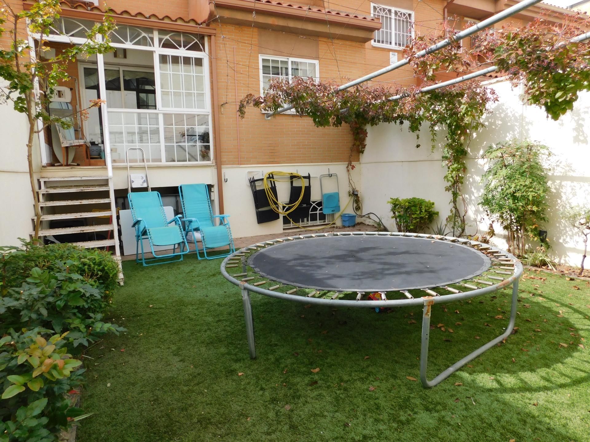 Garden of Single-family semi-detached for sale in Illescas  with Air Conditioner, Heating and Private garden