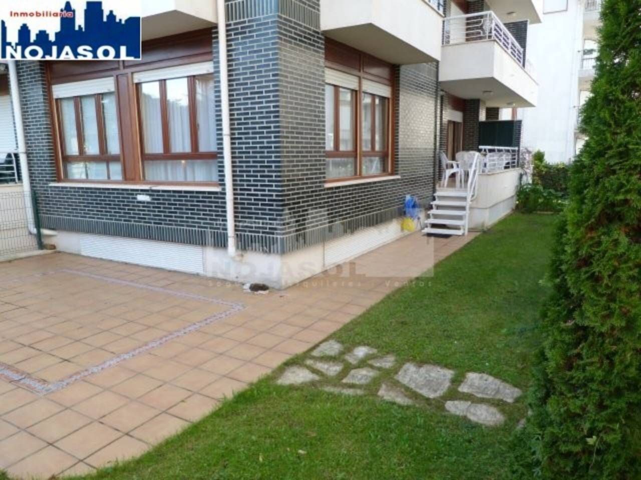 Jardí de Apartament de lloguer en Noja amb Calefacció, Jardí privat i Terrassa