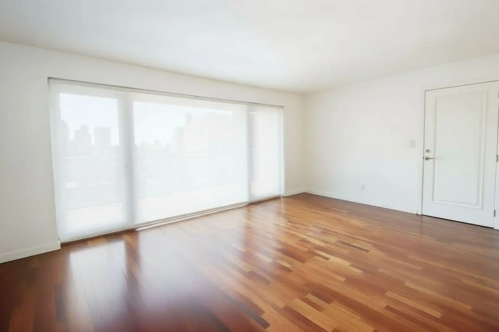 Penthouse with terrace for sale in Carrer de la Selva de Mar, imagen 4