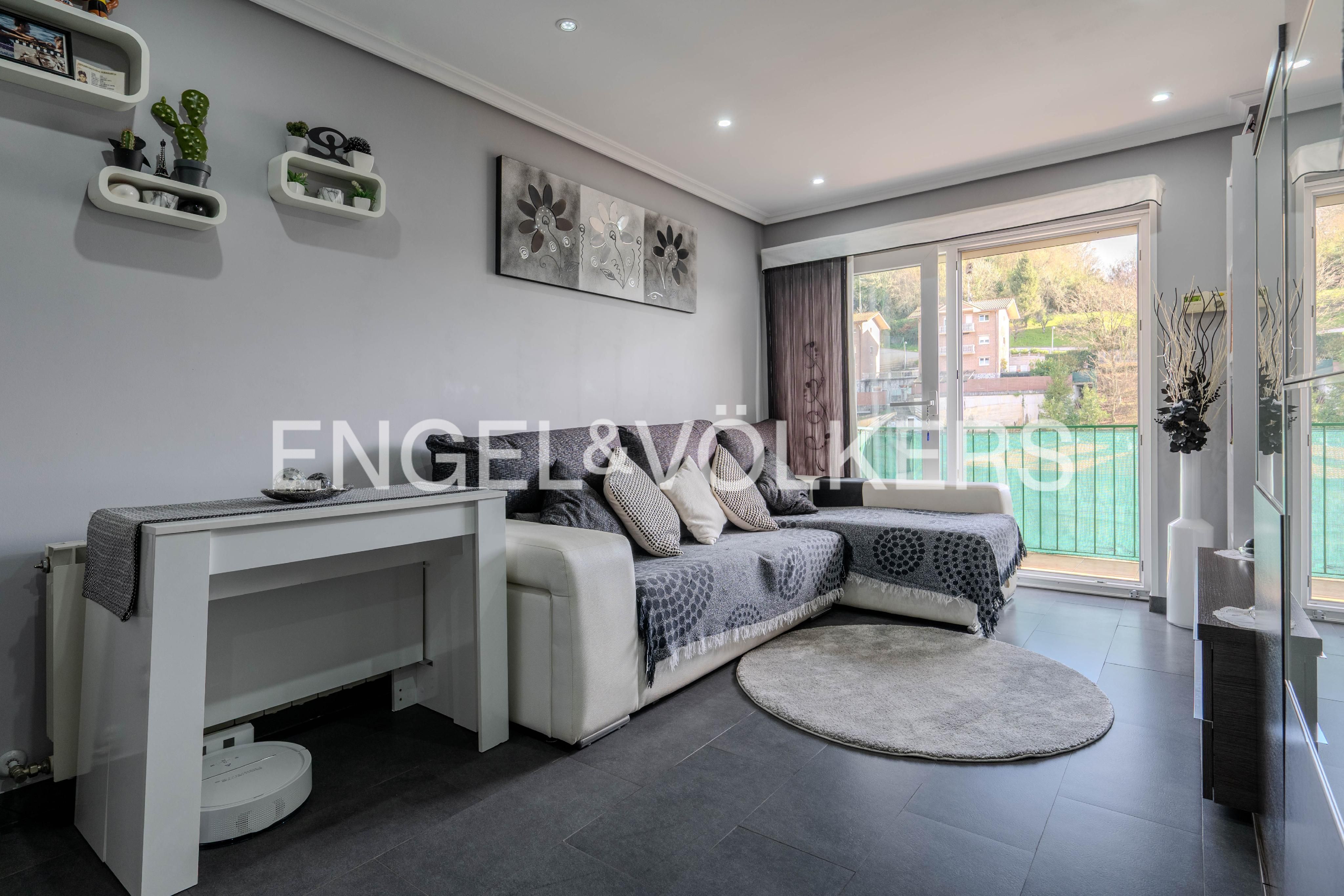 Living room of Apartment for sale in Pasaia  with Heating, Terrace and Storage room