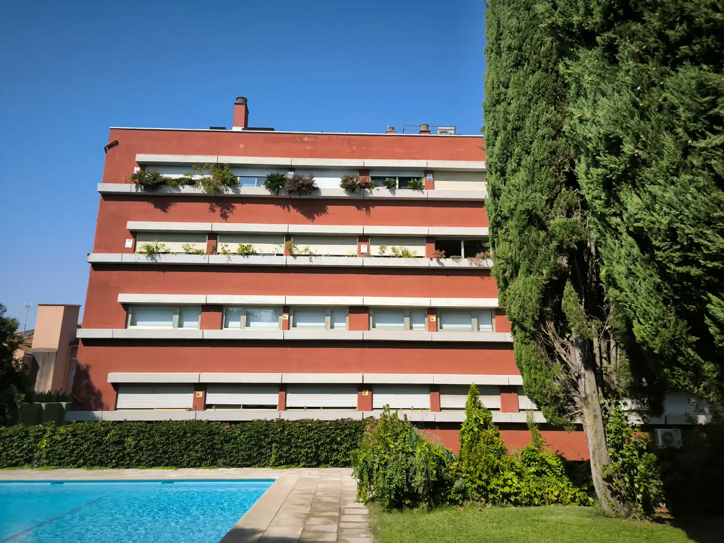 Vista exterior de Pis en venda en Madrid amb Aire condicionat, Calefacció i Jardí privat