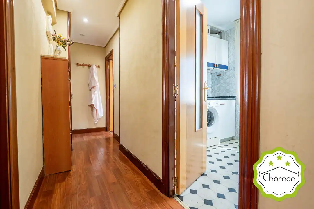 Piso en venta en Bilbao  con Calefacción, Jardín privado y Amueblado