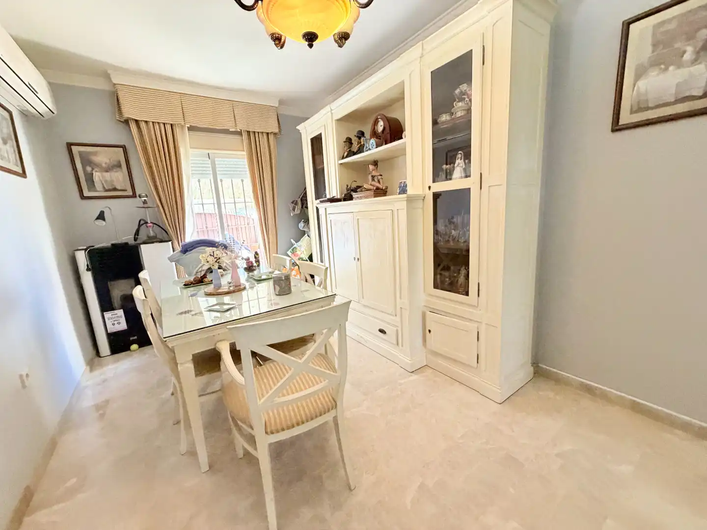 Dining room of Detached homes for sale in Castilleja de Guzmán  with Air Conditioner, Terrace and Swimming Pool