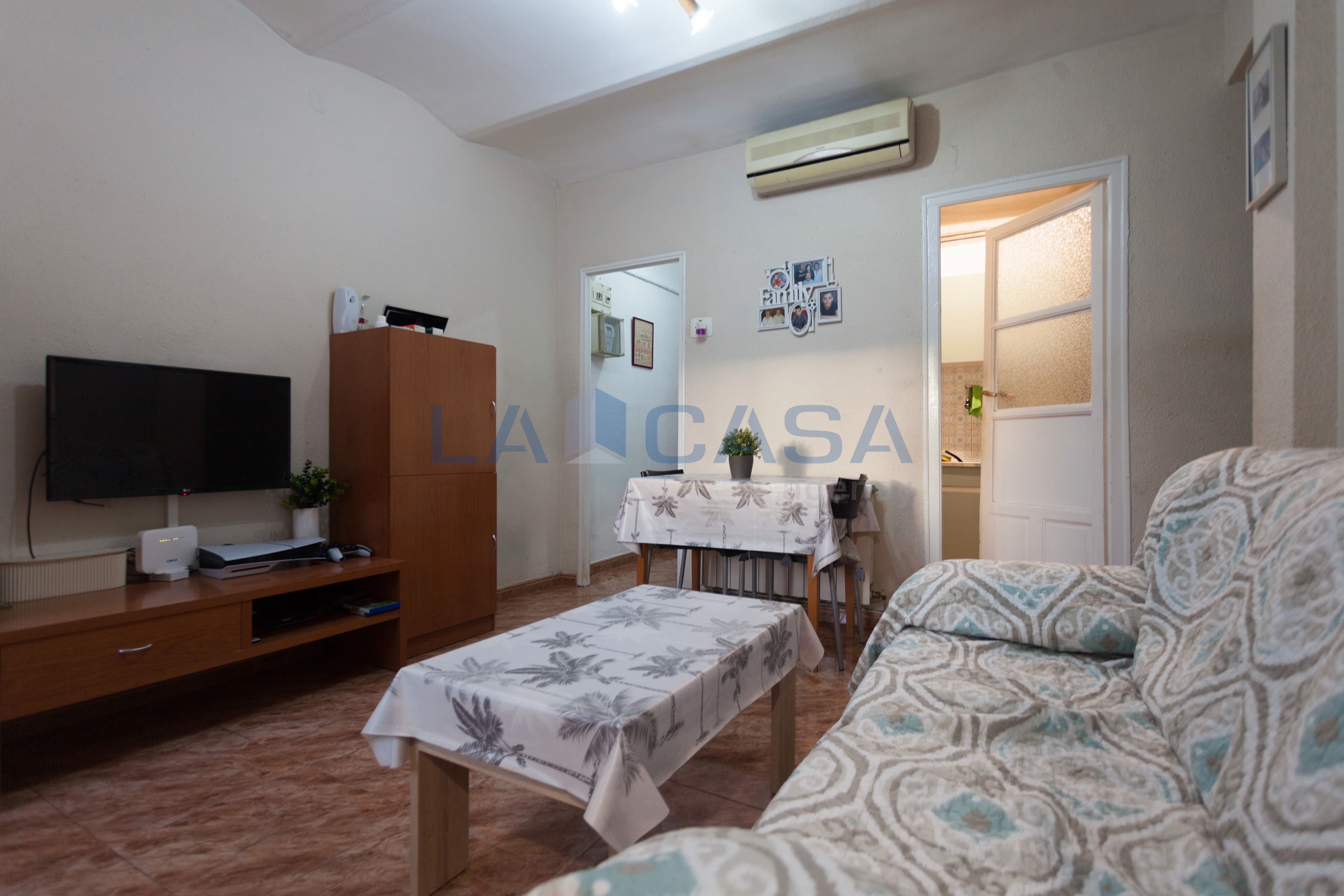 Sala de estar de Piso en venta en L'Hospitalet de Llobregat