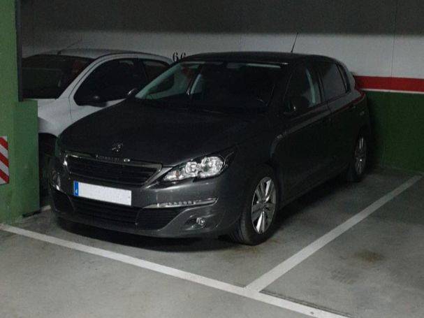 Garaje en Venta en Calle Lagunas de Neila, 30 en Villaverde Alto