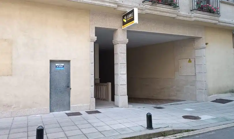 Local comercial en venda a Rúa Pardo Bazán, imagen 4