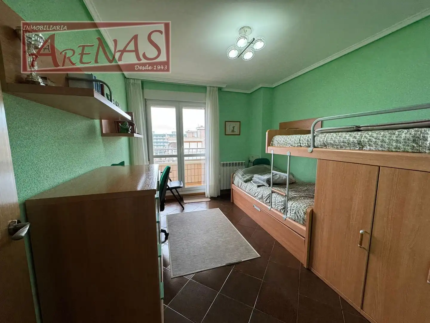 Habitación de Piso en venta en Laredo con Calefacción, Jardín privado y Parquet