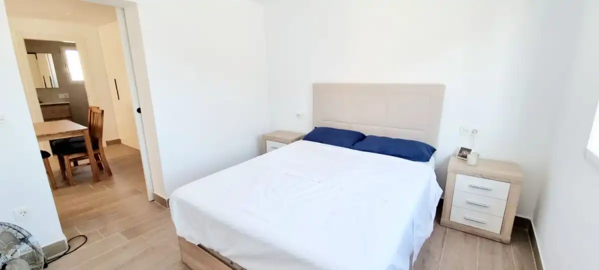 Habitación de Apartamento de alquiler en Águilas con Terraza