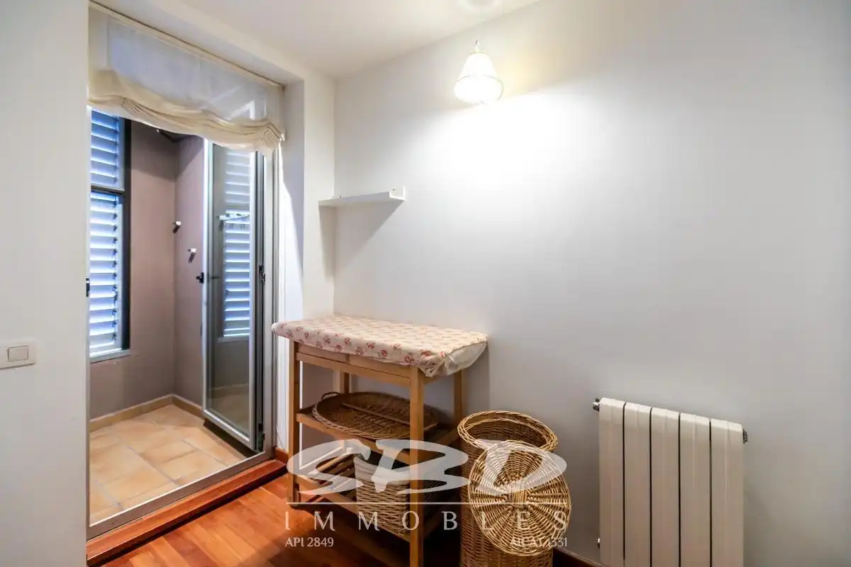 House with balcony to rent in Centre - Sant Oleguer, imagen 66