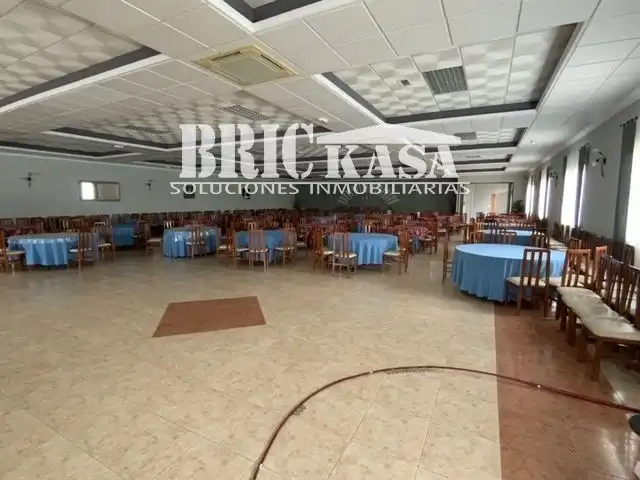 Local en venta en Torrejoncillo con Aire acondicionado
