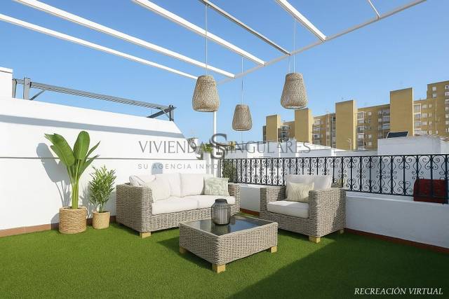 Casa-chalet en Venta en Triana Este