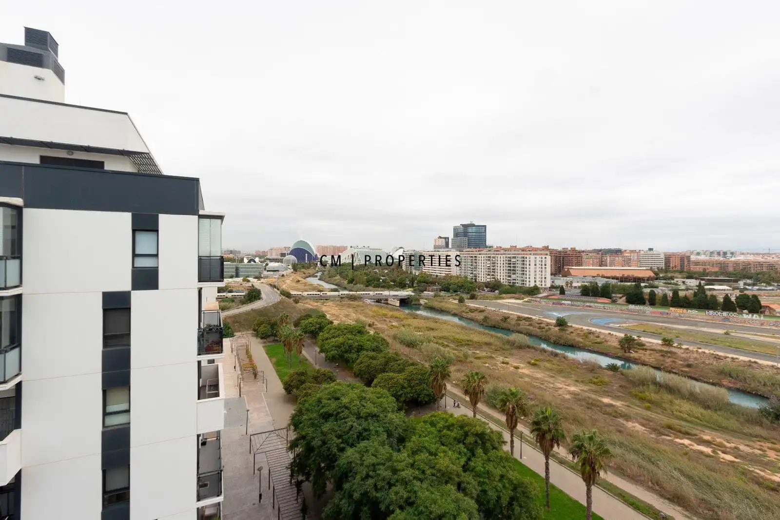 Exterior view of Duplexes for sale in Valencia  with Air Conditioner, Heating and Parquet flooring