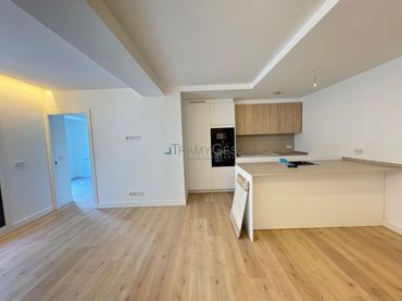 Pis amb ascensor en venda a SANJURJO BADIA