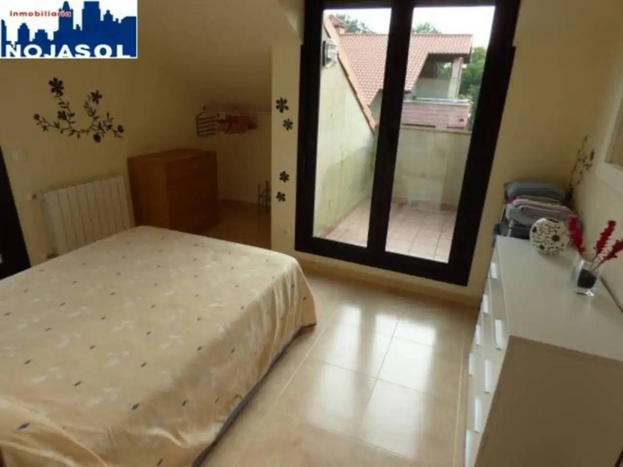 Terrassa de Àtic de lloguer en Noja amb Calefacció, Terrassa i Moblat
