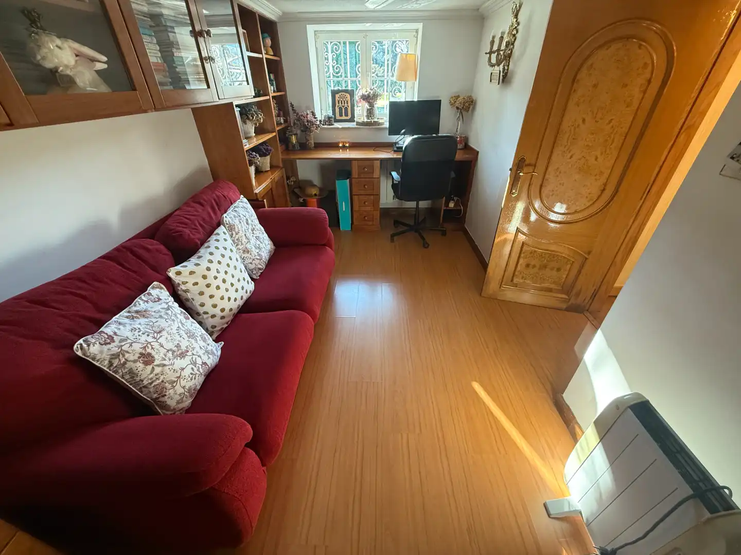 Sala de estar de Casa o chalet en venta en Castrillón con Calefacción, Jardín privado y Piscina