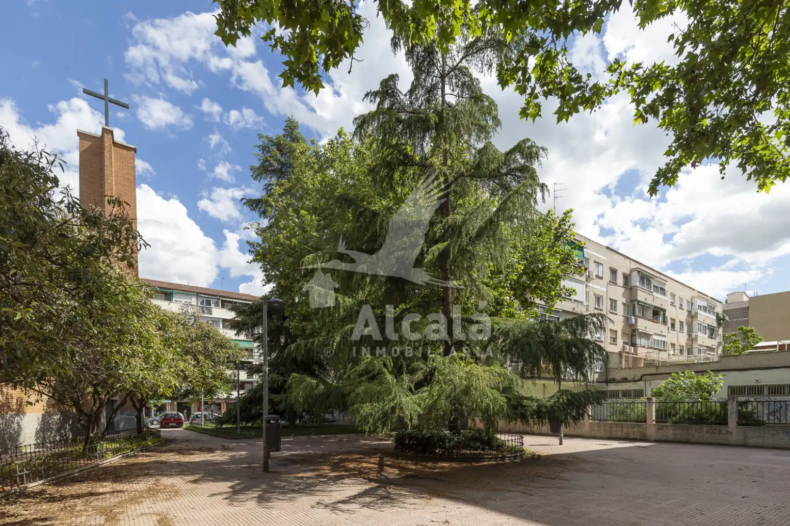 Außenansicht von Wohnung zum Verkauf in Alcalá de Henares mit Heizung und Terrasse
