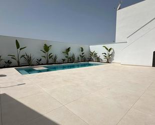 Swimming pool of House or chalet for sale in Los Alcázares  with Air Conditioner, Private garden and Swimming Pool