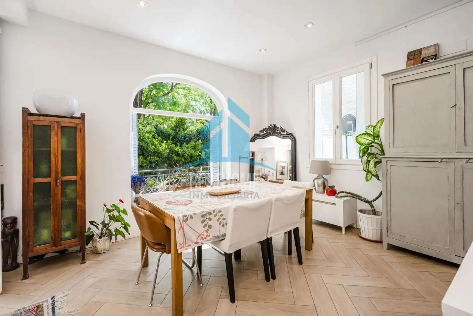 Comedor de Casa o chalet en venta en Madrid con Calefacción, Jardín privado y Parquet