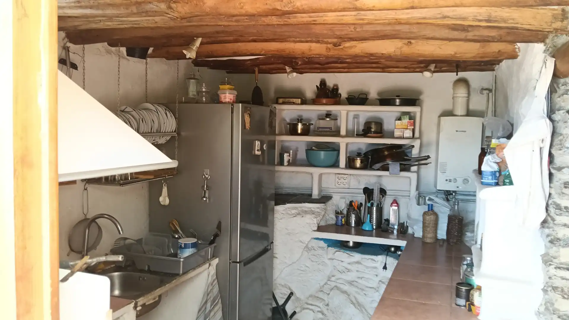 Cuina de Finca rústica en venda en Alpujarra de la Sierra amb Calefacció, Jardí privat i Moblat