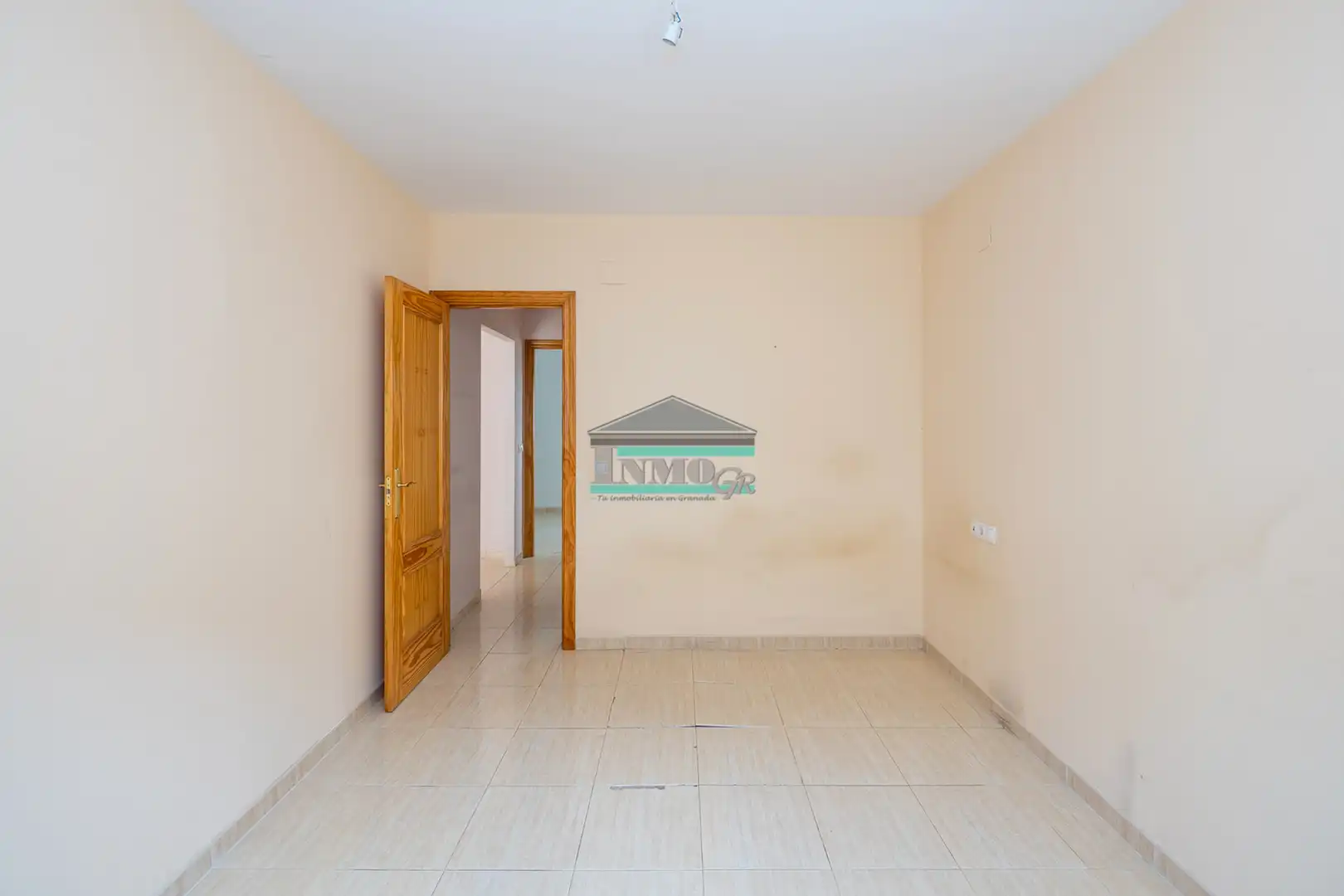 Wohnung zum Verkauf in Armilla mit Heizung, Terrasse und Balkon