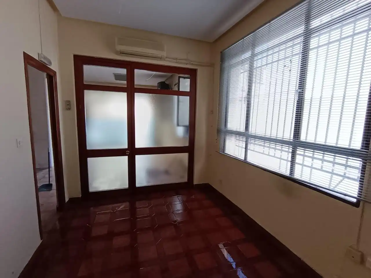 Commercial properties for sale in Villardompardo