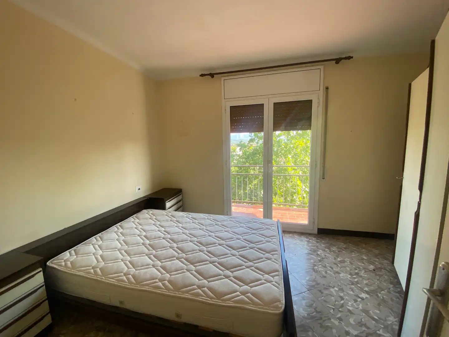 Habitación de Apartamento en venta en Manresa con Calefacción y Balcón