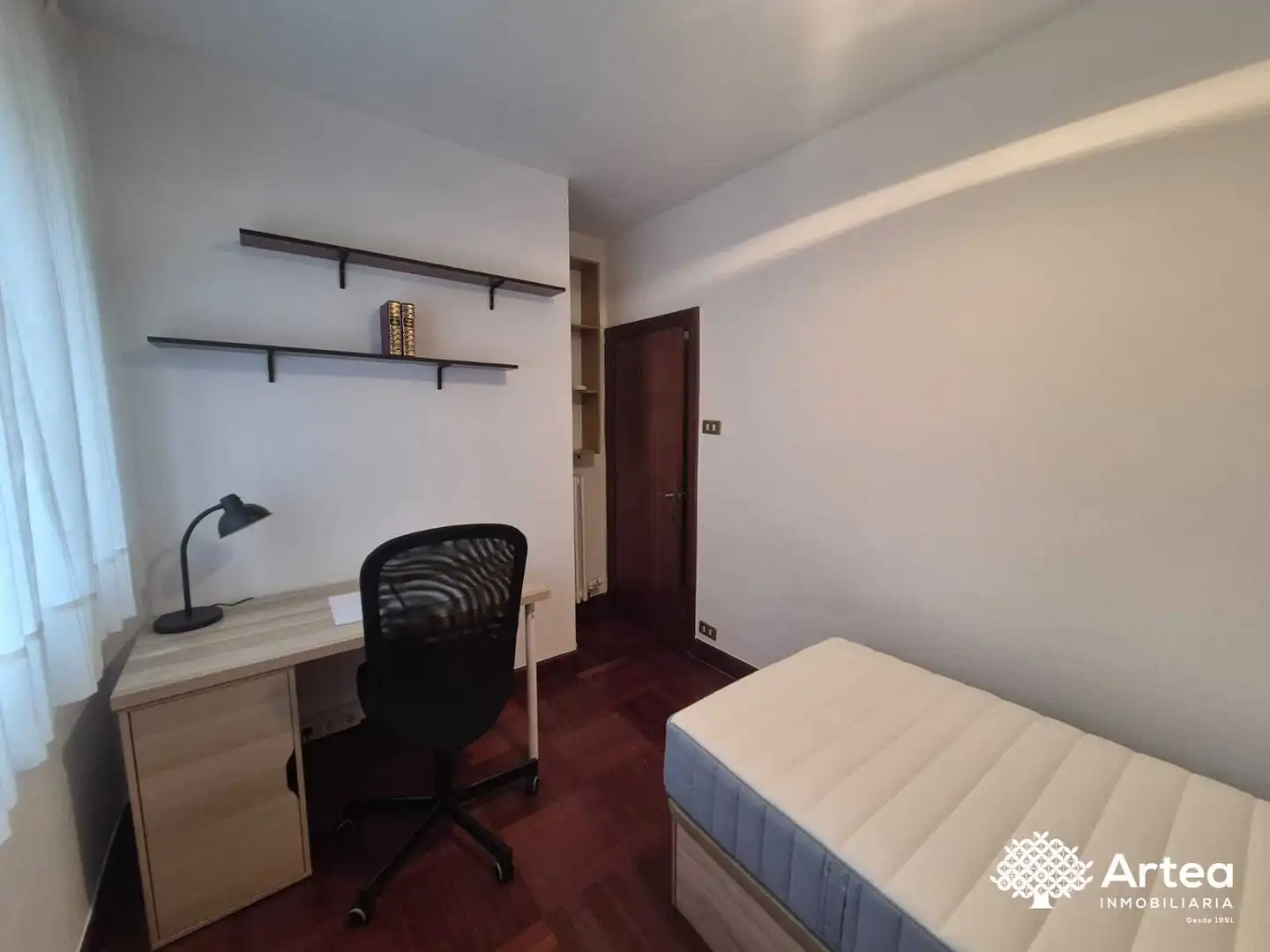 Bedroom of Flat for rent in Bilbao   with Heating, Oven and Washing machine