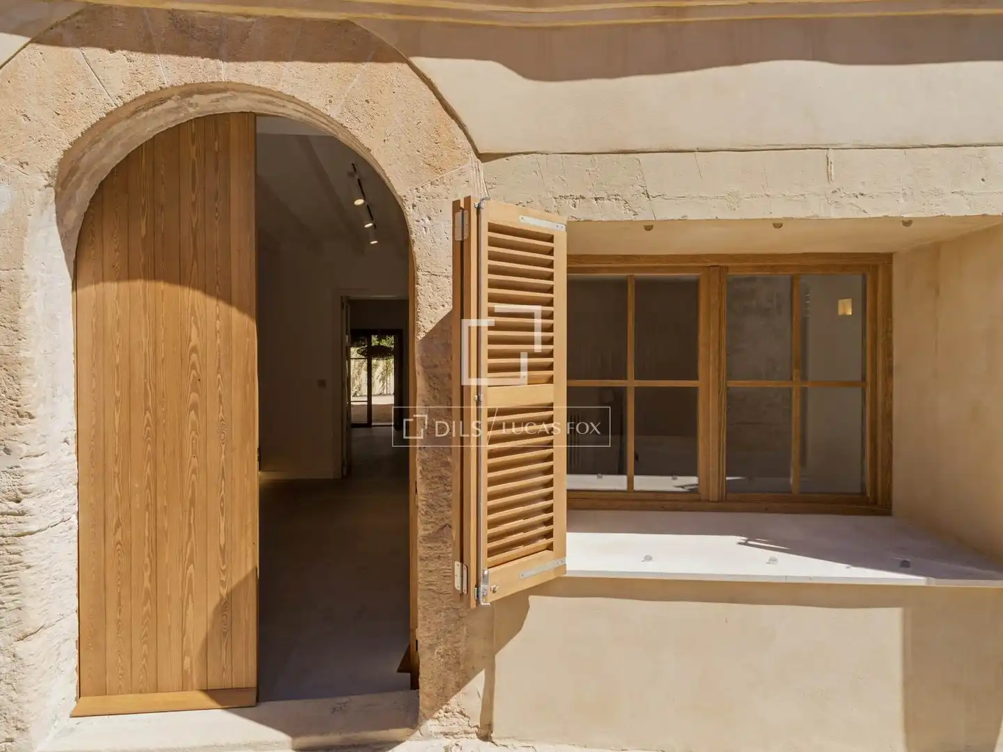 Houses for sale in Algaida  with Air Conditioner, Heating and Private garden