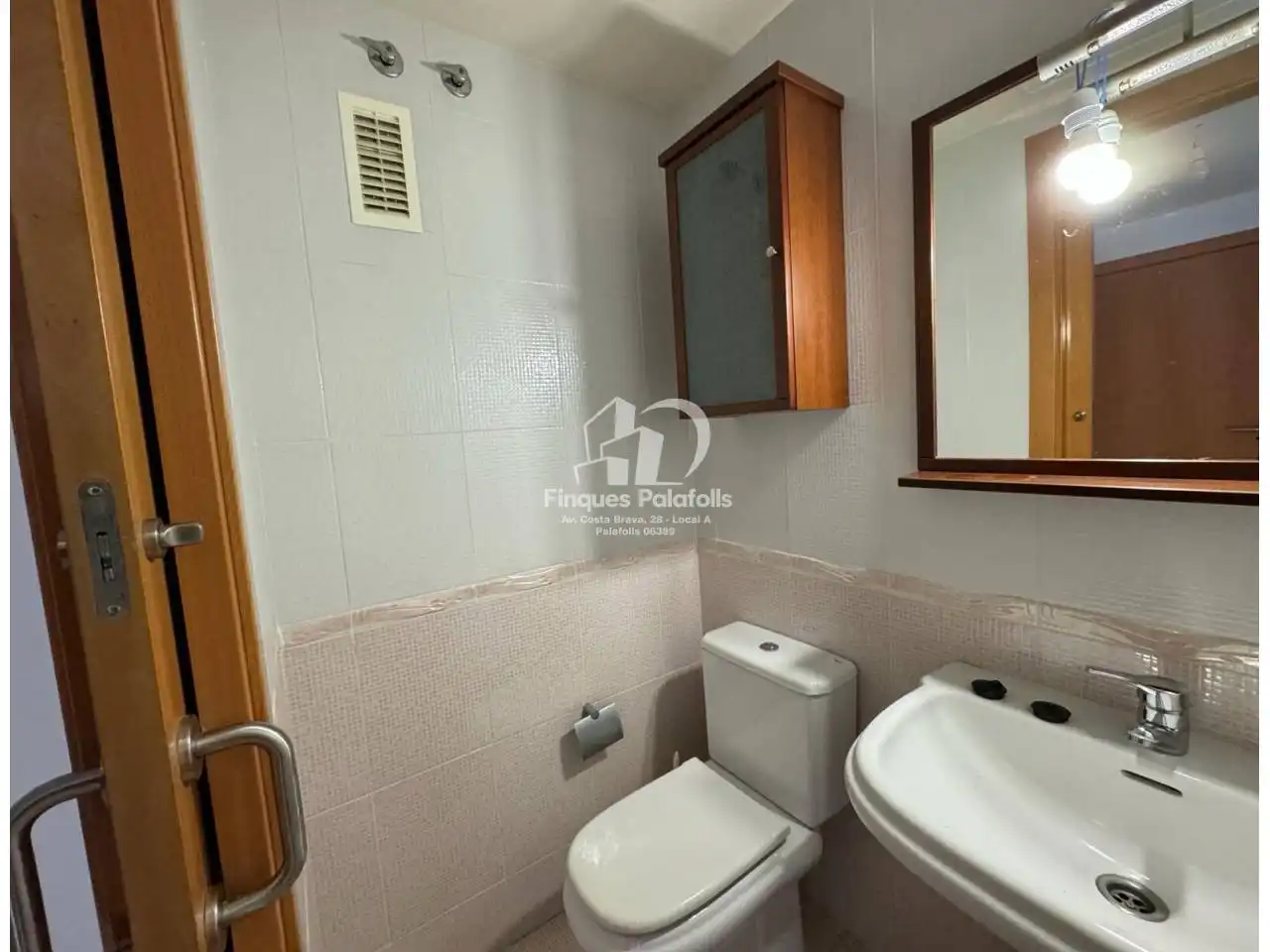 Baño de Piso en venta en Tordera con Aire acondicionado, Calefacción y Parquet