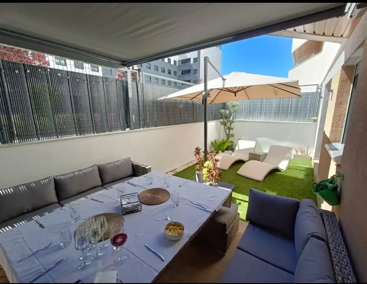 Terrace of Ground floor for sale in Madrid  with Air Conditioner, Heating and Private garden