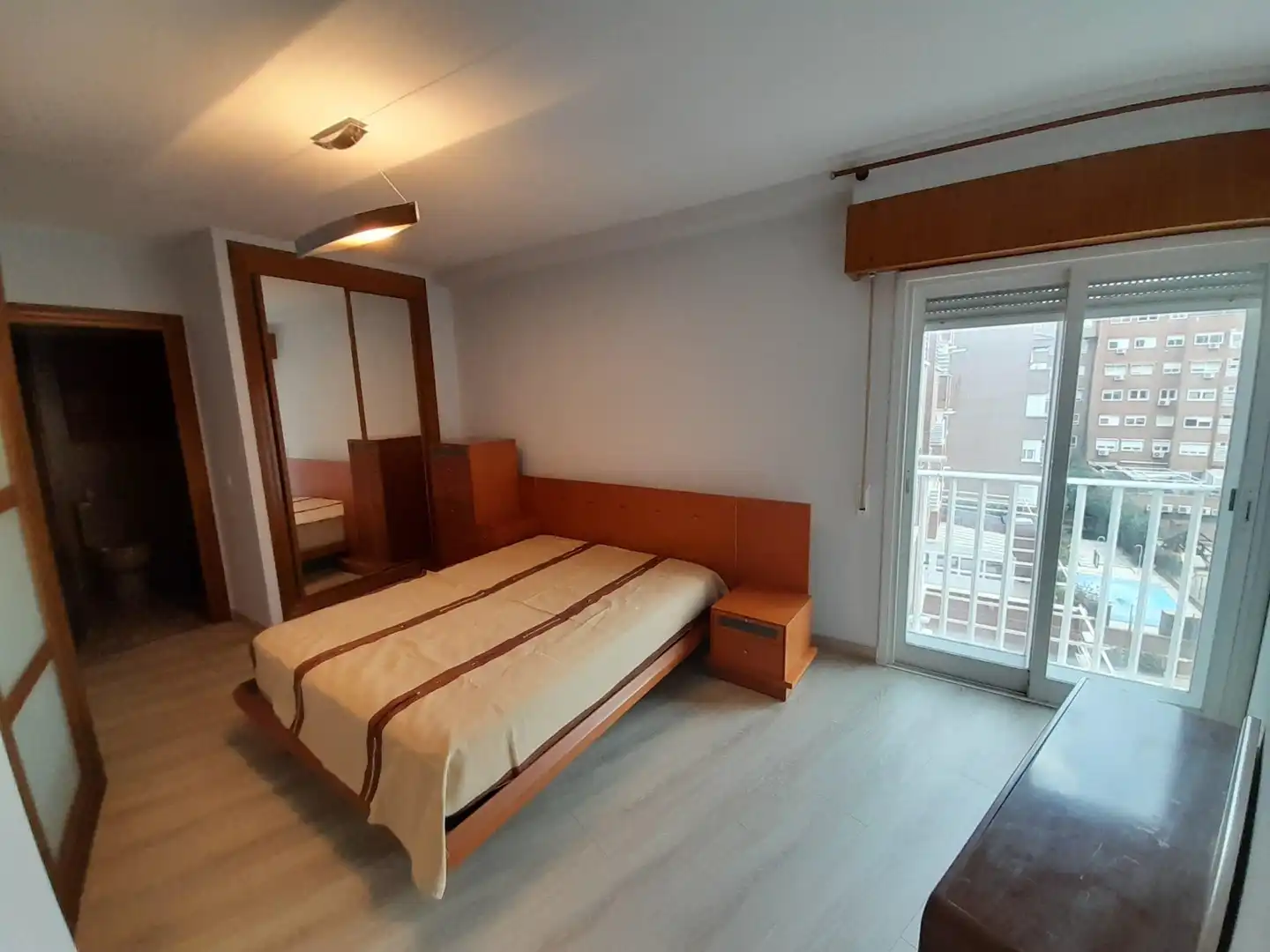 Bedroom of Flat for rent in Madrid  with Air Conditioner, Heating and Storage room