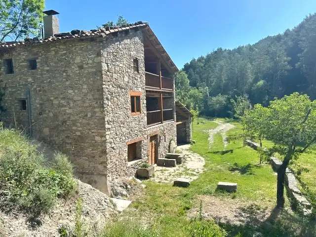 Vista exterior de Finca rústica en venda en Borredà amb Calefacció, Jardí privat i Terrassa