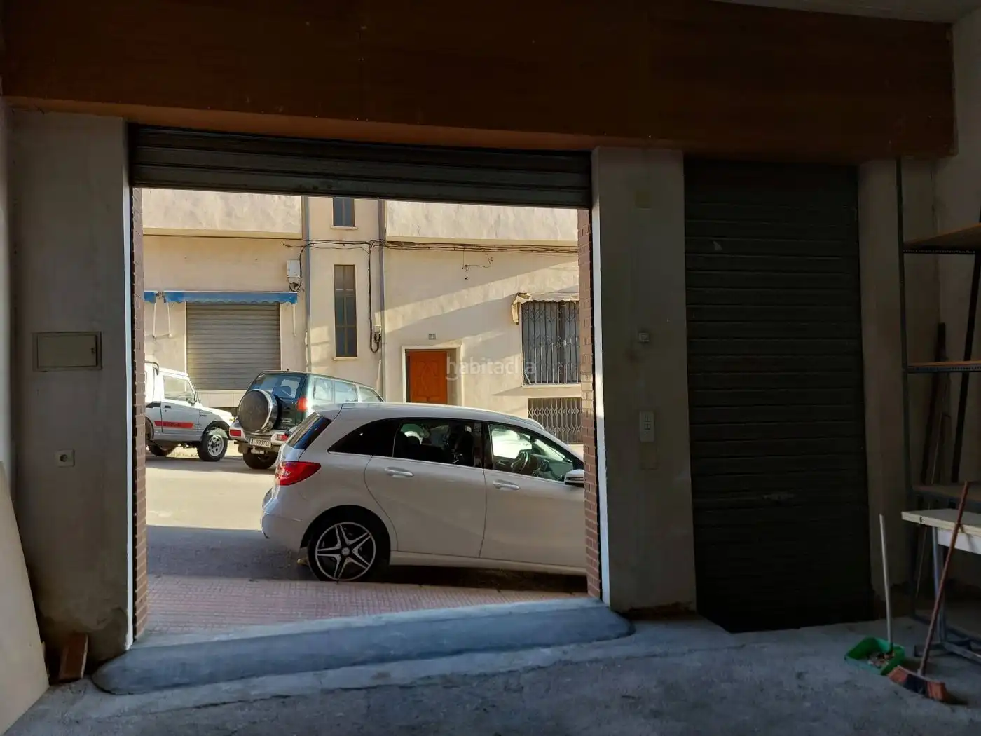 Business premises for sale in Carrer Mestre J Esteve Solbes 1