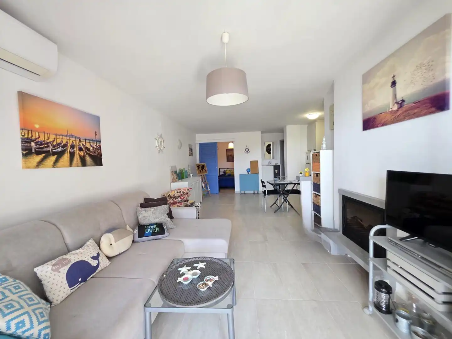 Sala de estar de Apartamento en venta en Salou con Aire acondicionado, Terraza y Amueblado