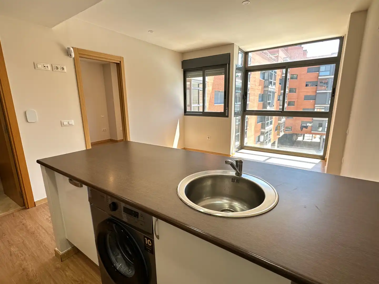 Kitchen of Flat for rent in Madrid  with Air Conditioner, Heating and Storage room