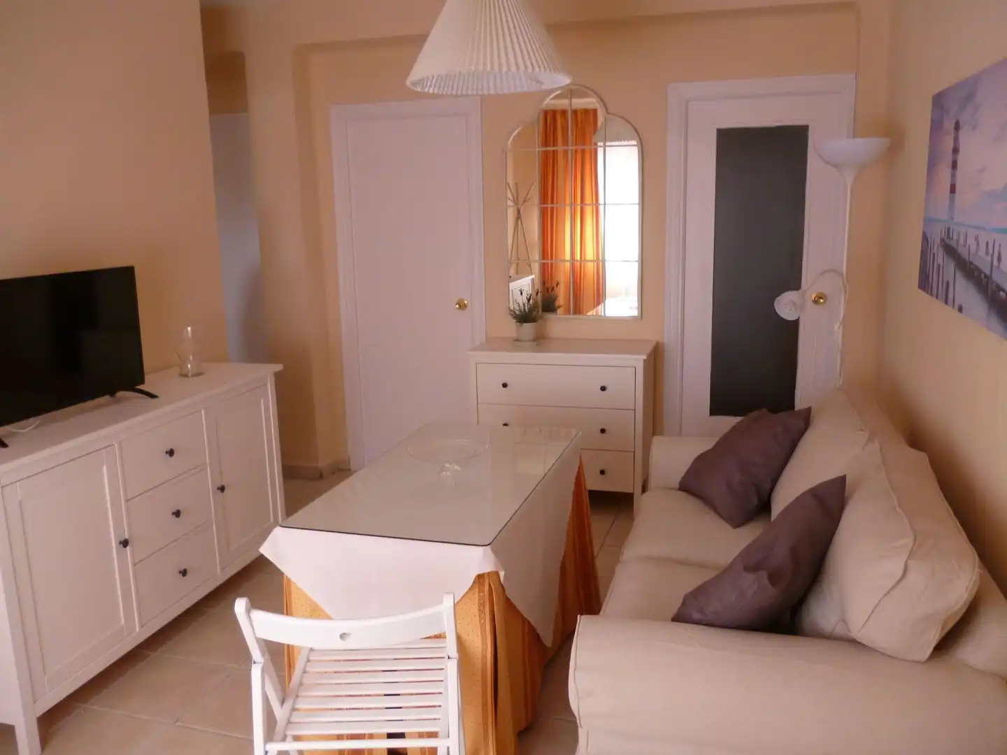 Living room of Flat for rent in Algeciras  with Furnished