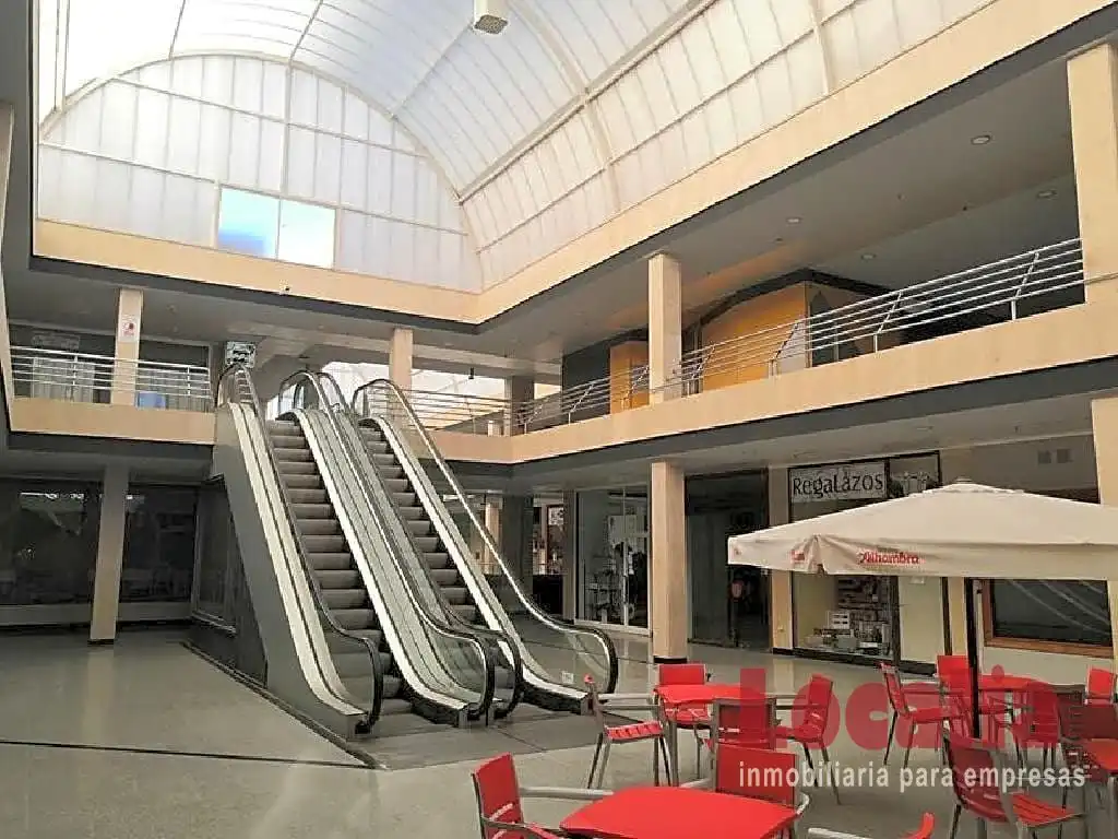 Local comercial en venda a Primero De Mayo, imagen 9