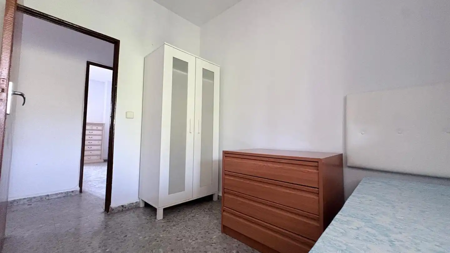 Wohnung zur Miete in Calle Ronda Ancha, Pryconsa - Juan de Austria