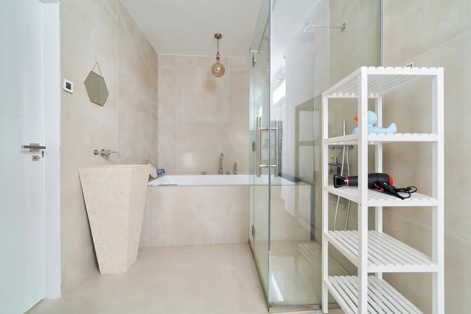 Apartament amb terrassa en venda a Marbella Centro, imagen 6
