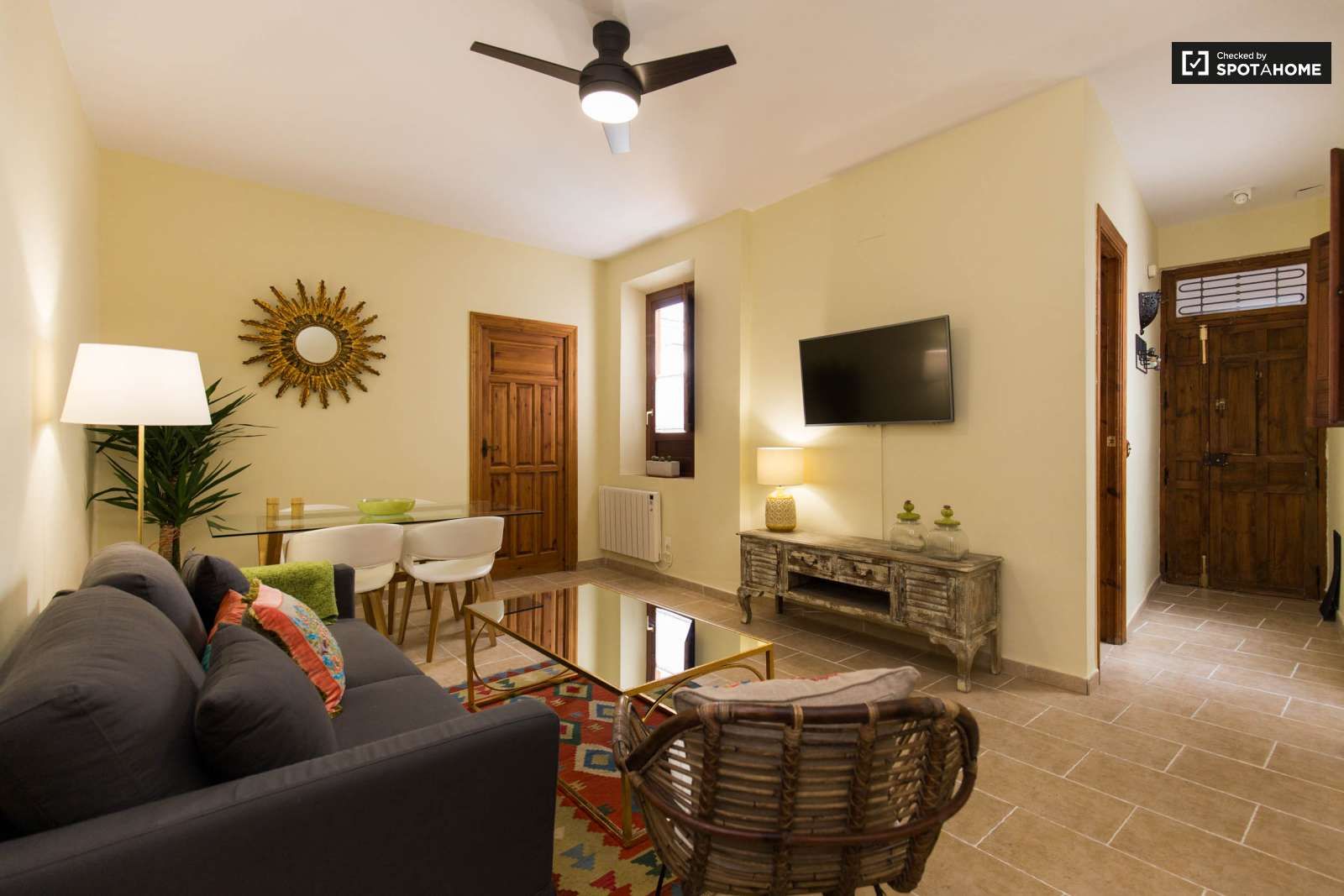 Apartment to share in Fígares