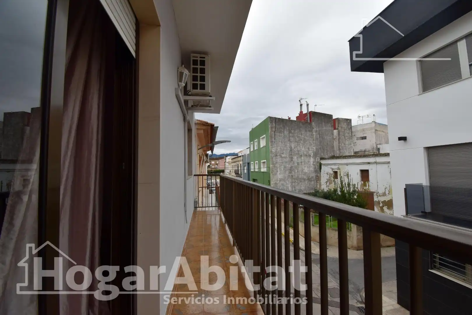 Vista exterior de Casa o chalet en venta en Benirredrà con Aire acondicionado, Terraza y Trastero