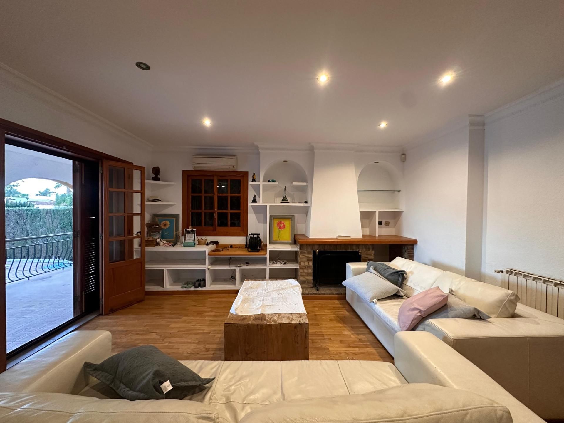 Living room of House or chalet for sale in Picassent  with Private garden, Parquet flooring and Balcony