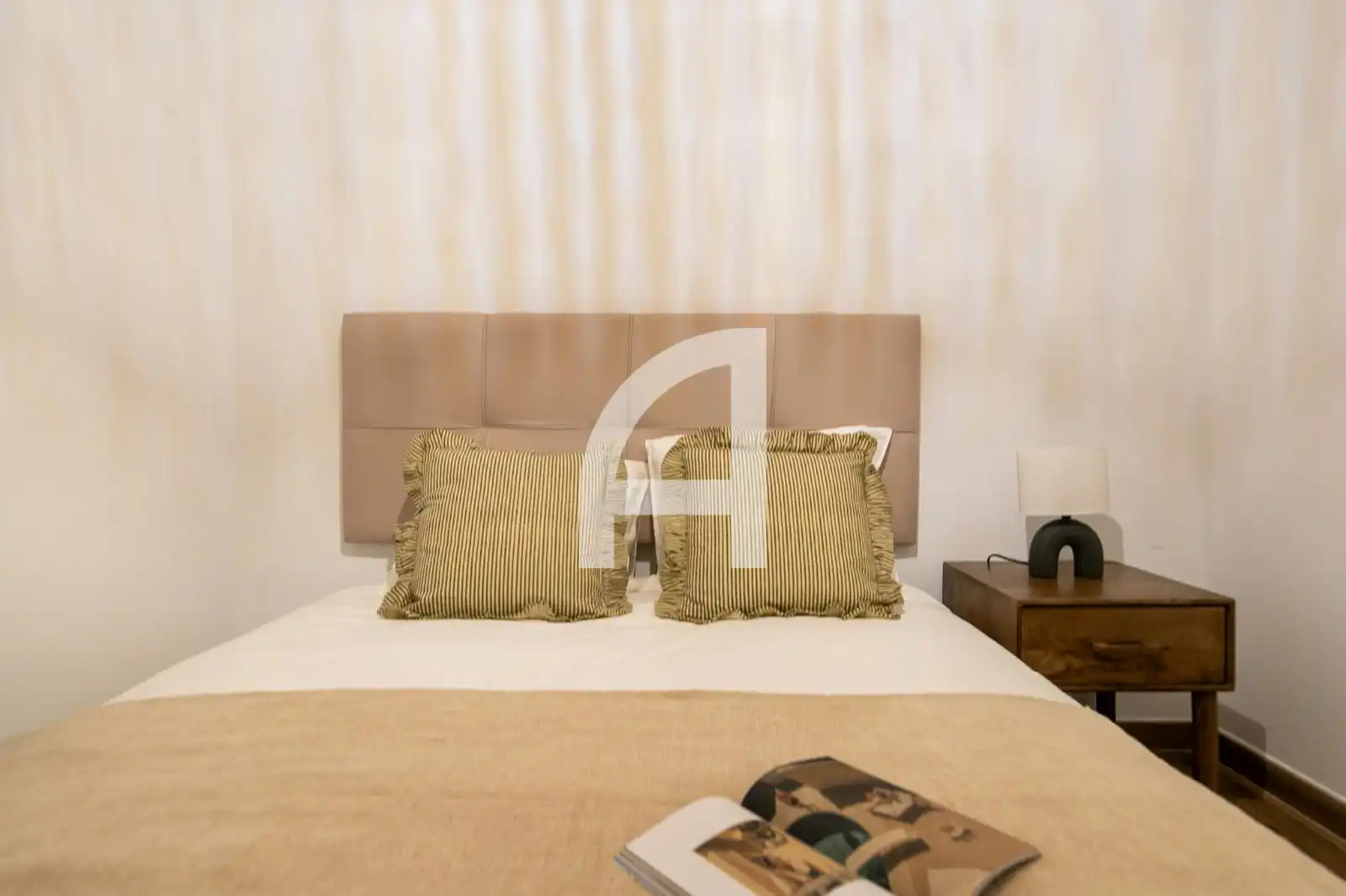 Bedroom of Flat for rent in Barcelona  with Air Conditioner, Heating and Parquet flooring