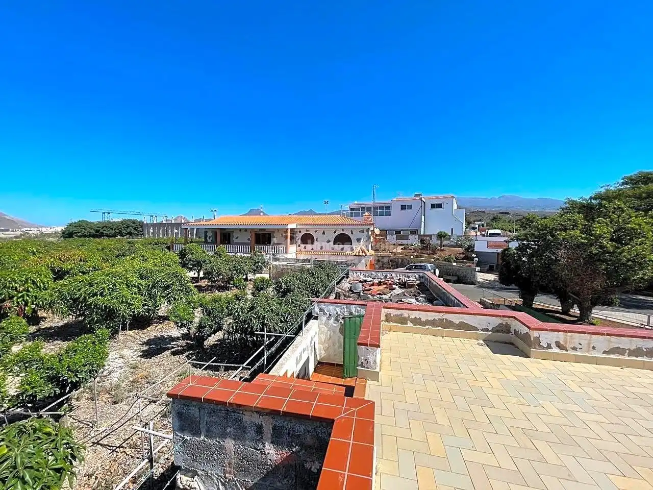 Vista exterior de Casa o chalet en venta en Arona con Jardín privado, Terraza y Piscina