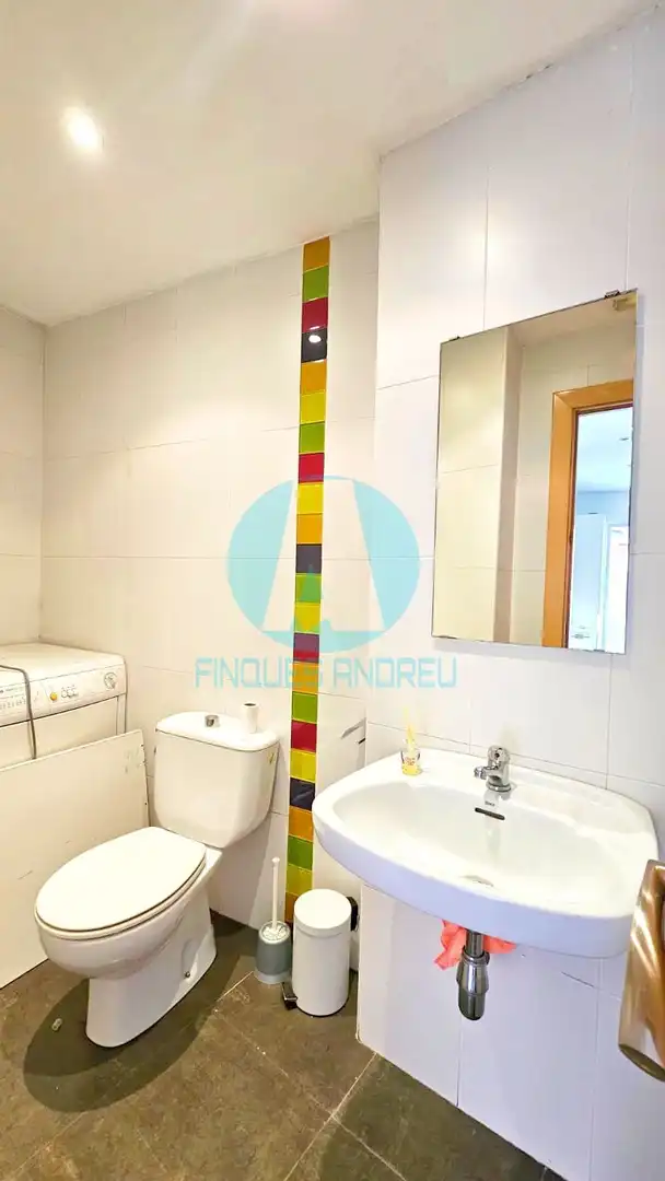 Baño de Local de alquiler en Mataró con Aire acondicionado