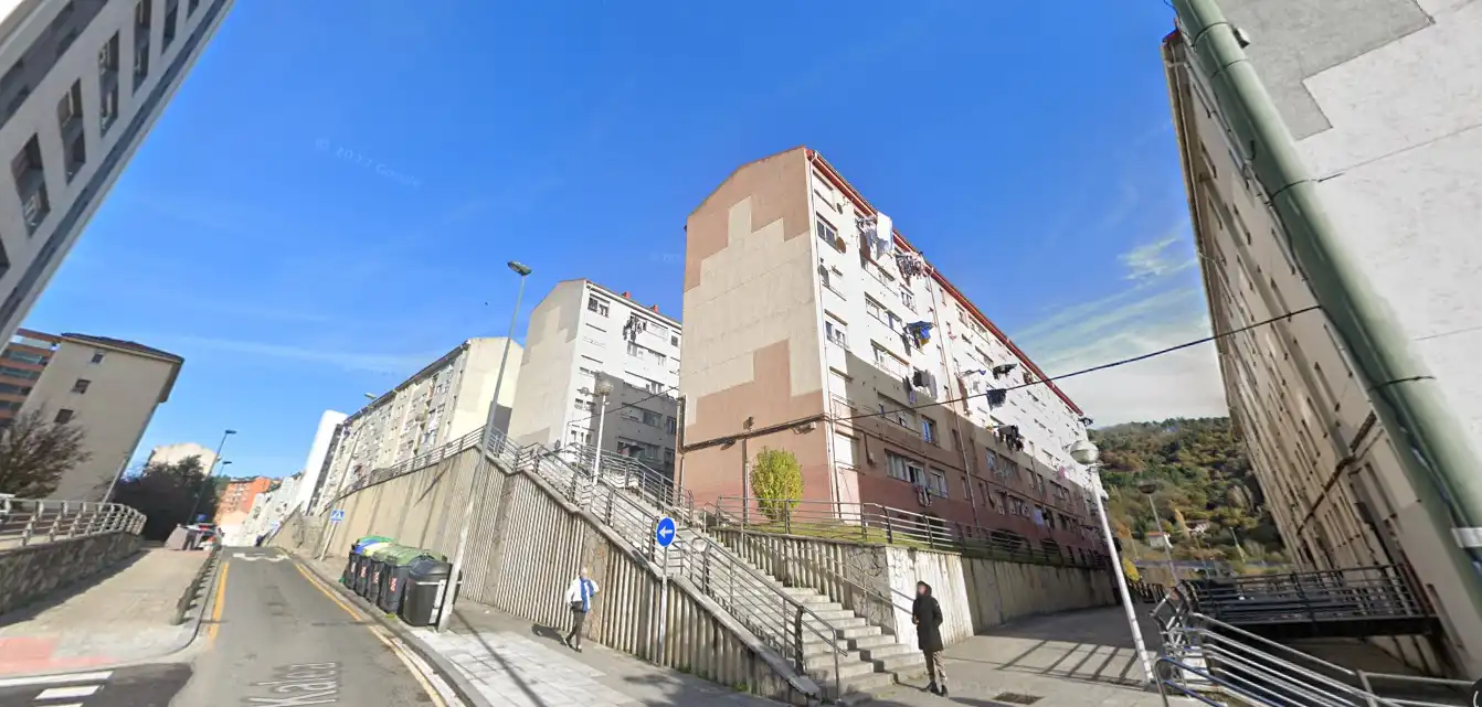Wohnung zum Verkauf in Calle Txotena 36