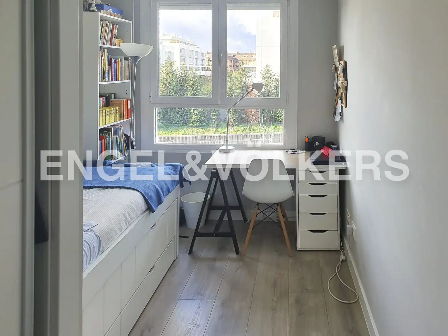 Bedroom of Flat for rent in  Madrid Capital  with Air Conditioner, Heating and Terrace