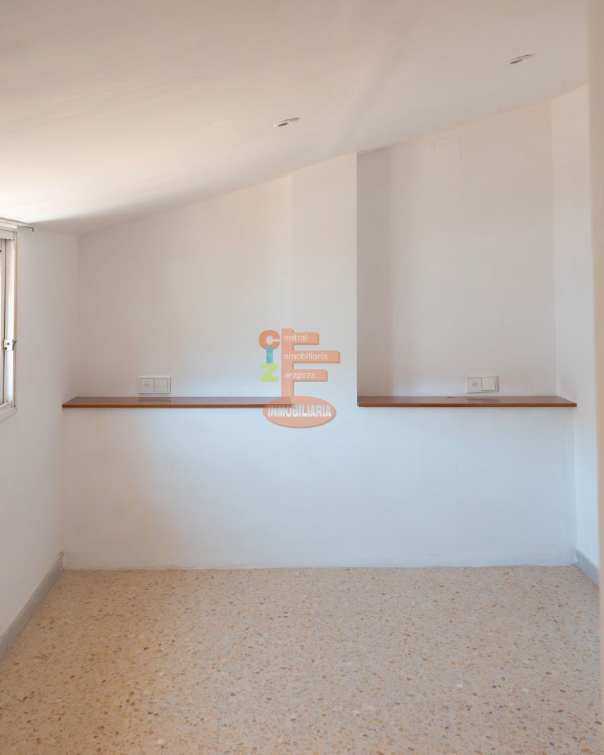 Attic for sale in  Zaragoza Capital  with Air Conditioner, Heating and Terrace