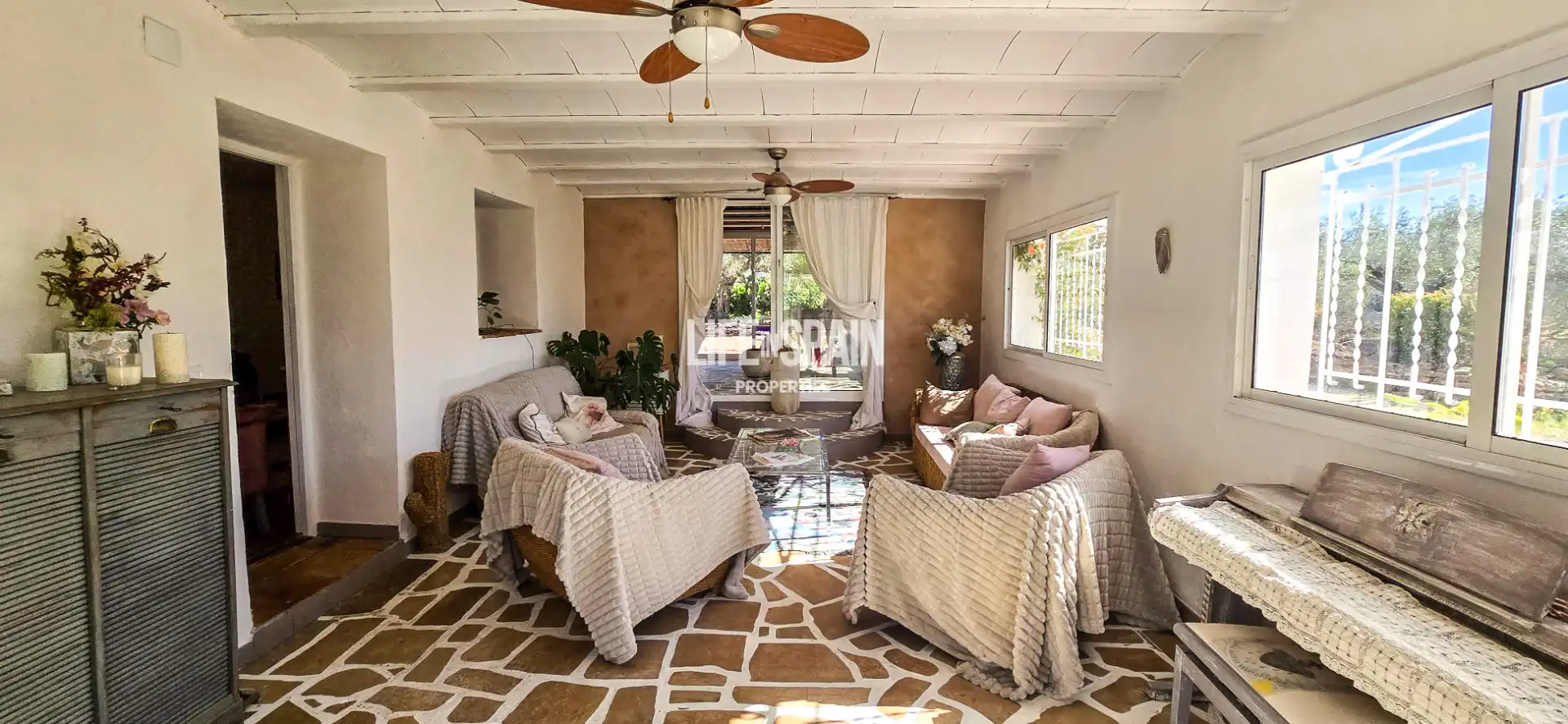 Country house with pool for sale in Camarles, imagen 6